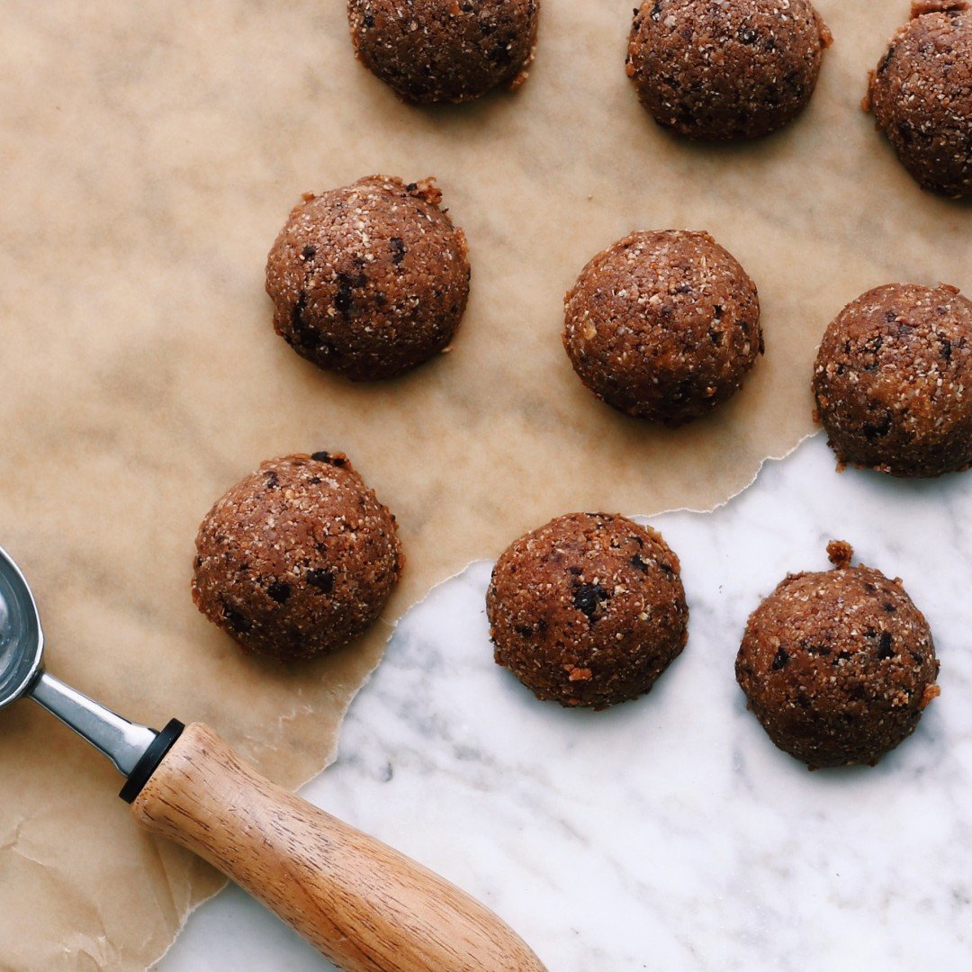 Dark Chocolate Peanut Butter Balls