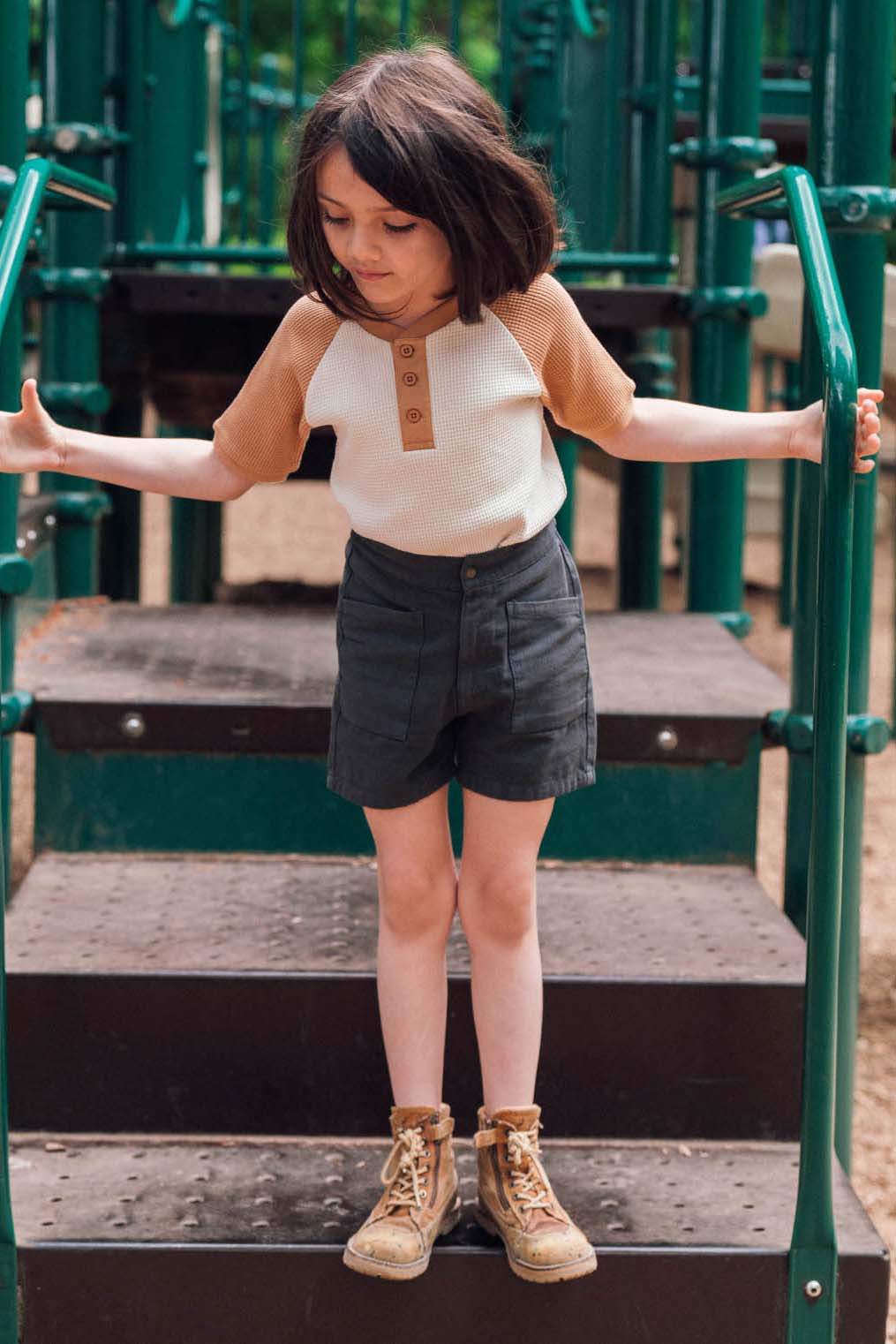 Kids Waffle Henley Tee in Oat and Peanut Butter